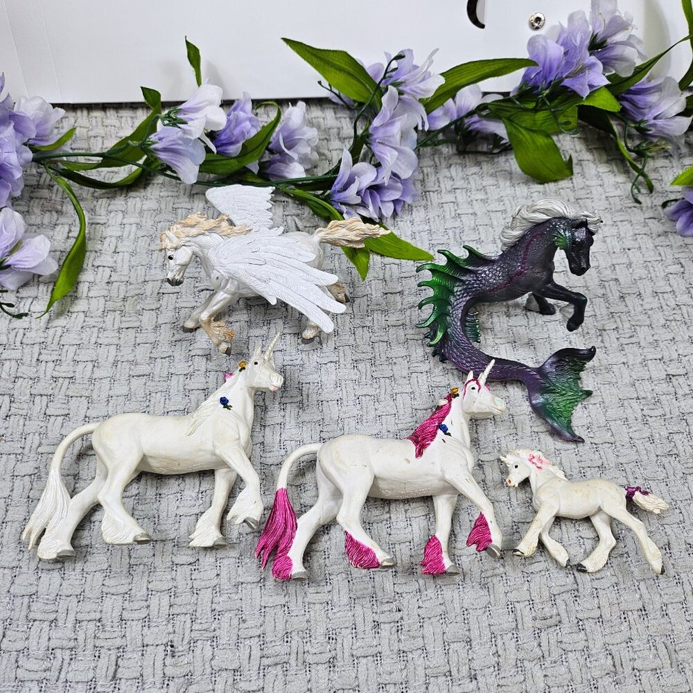 Safari Unicorn Pegasus Merhorse Lot 5 Pieces